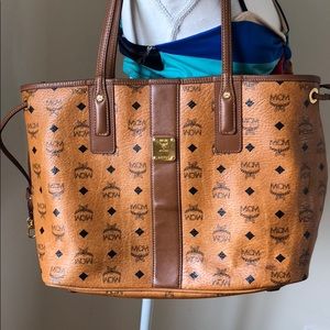 MCM Liz Reversible Medium Visetos Tote Bag